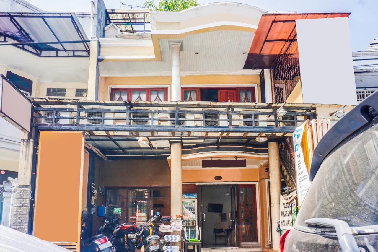 Oyo 91754 Wisma Tiqita Syariah جاكرتا المظهر الخارجي الصورة